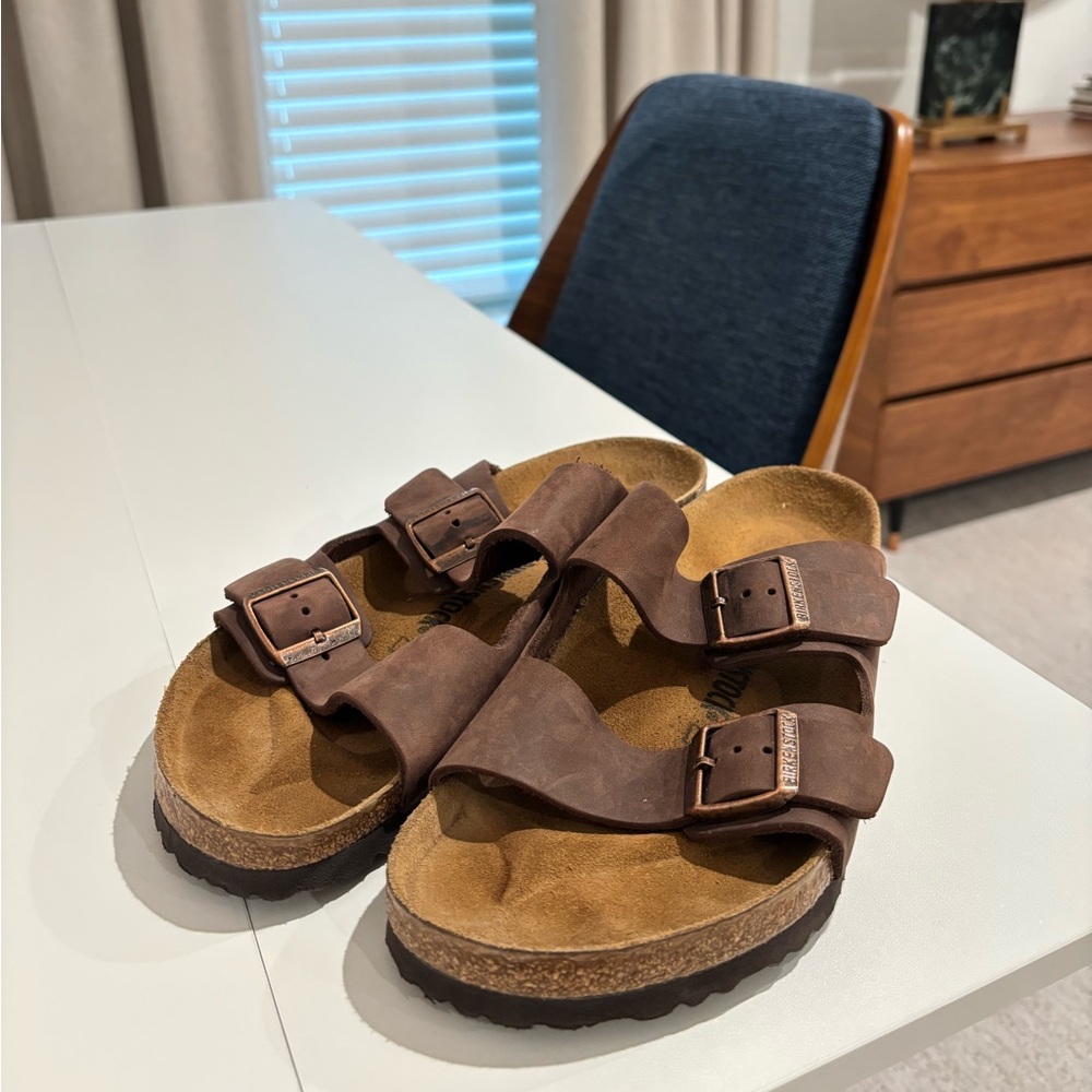 Birkenstock Arizona- Brown Leather Sandals